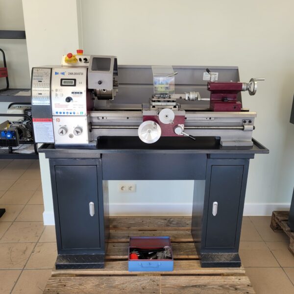 MAC-TOOL ONW-290V x 700 Metaaldraaibank (220V)