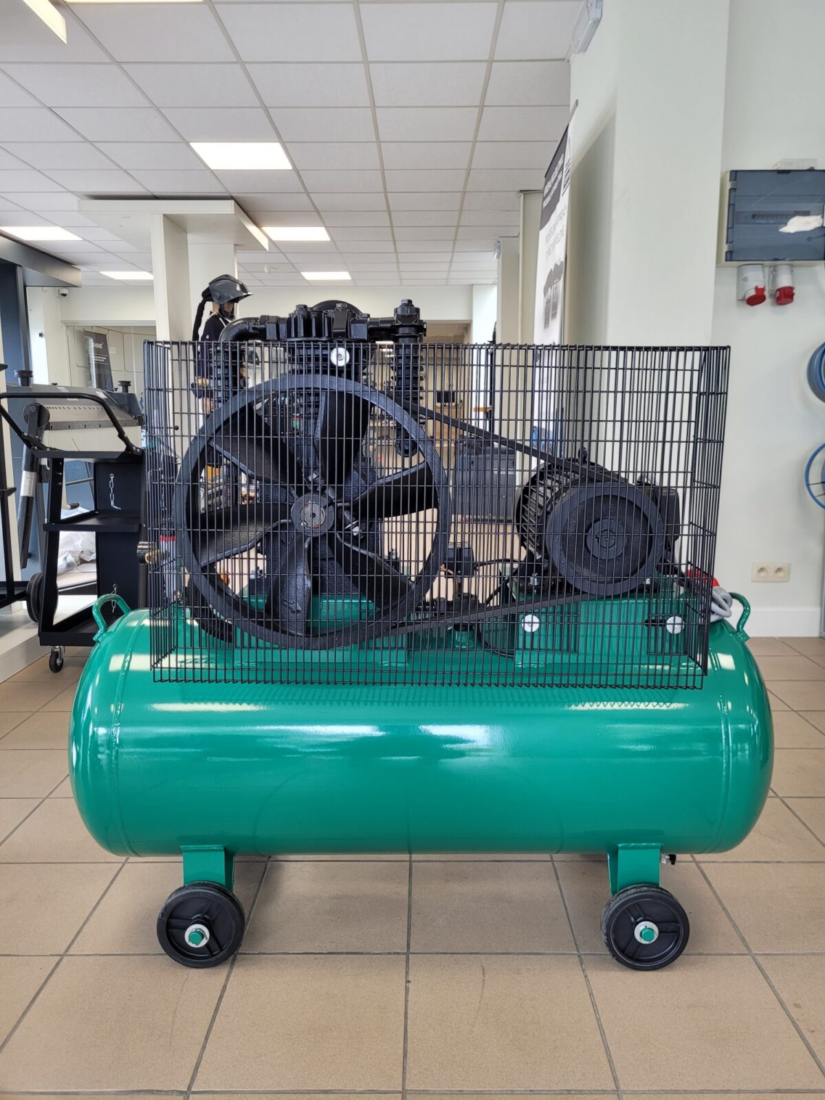 Leopard lucht compressor 10105D (380V, 50Hz) - Afbeelding 2